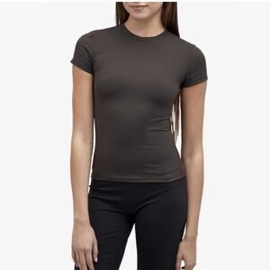 Adanola Ultimate short sleeve top in coffee brow